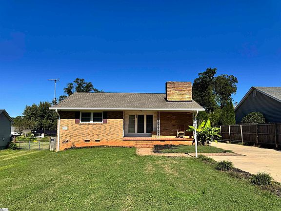 2nd image of 533 Alamo St