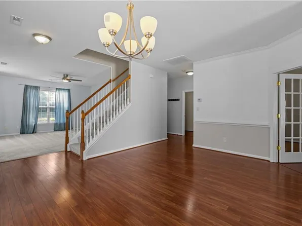 1001 Lambourne Ln, Virginia Beach, VA 23462
