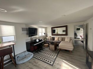 35 Rochester Ave #3, Long Beach, NY 11561