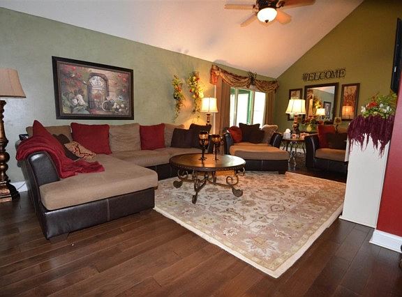 4th image of 1672 Woodland Hills Dr