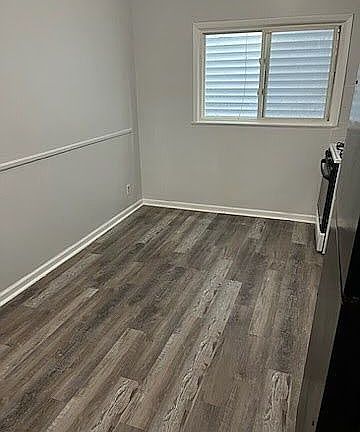 4th image of 227 14th St