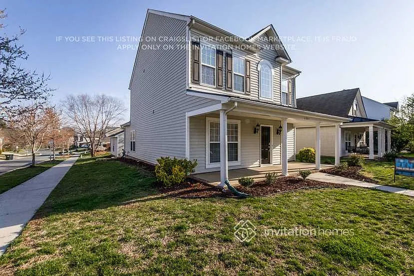 6805 Tanners Creek Dr Huntersville, NC 28078 — Photo 2
