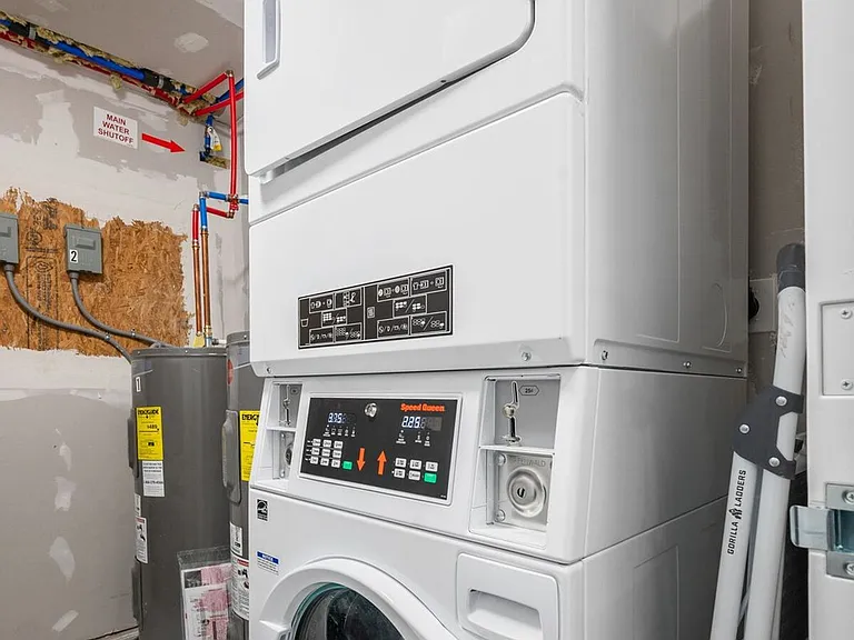 Washer/Dryer
