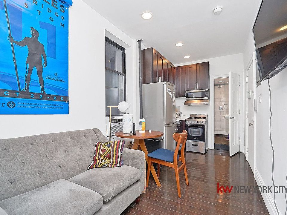 1st image of 120 Macdougal St APT 14
