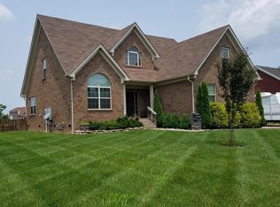 751 Armstrong Ln, Mt Washington, KY 40047