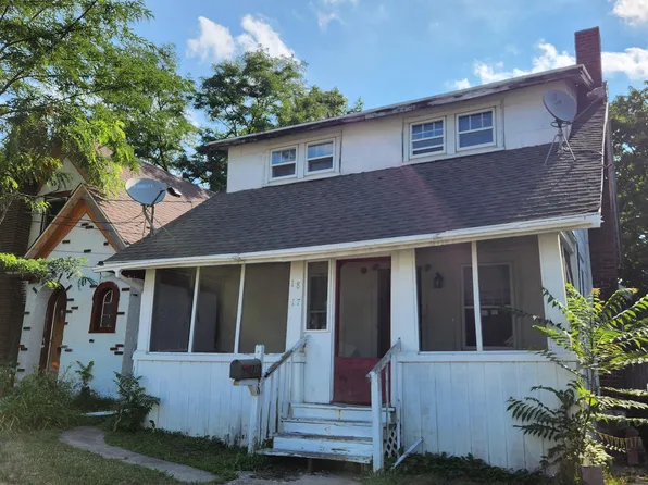 1817 Maplewood Ave, Lansing, MI 48910