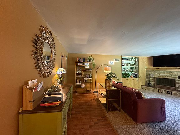 5th image of 405 Prairie Ct