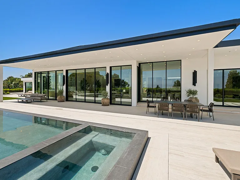 365 Trousdale Pl — Photo 49