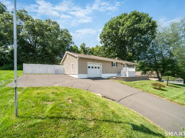 4 Gloria Avenue, Seymour, CT 06483