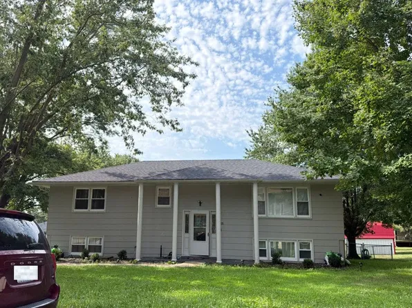 505 Margaret St, Richmond, MO 64085