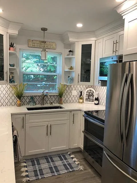 2 bed, 2.0 bath, 1089 sqft, $1,700 — Photo 2