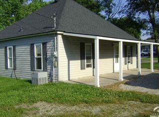 90 Delaware St, Winchester, KS 66097