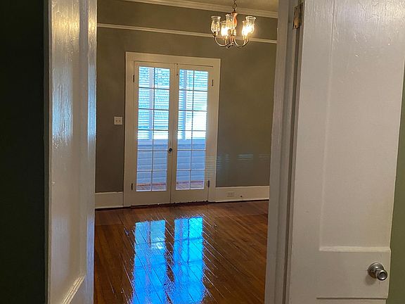 5th image of 2821 Soniat St