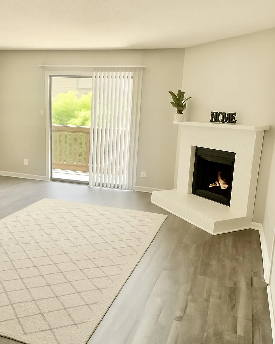 Sharonridge Apartments — Photo 4