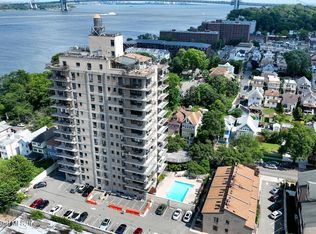 31 Hylan Blvd APT 12B, Staten Island, NY 10305