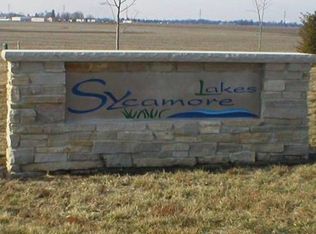 1825 Sycamore St, Peru, IL 61354