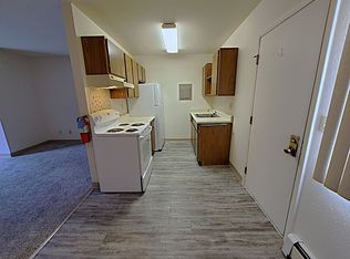 701 6th St #8-B, Windsor, CO 80550