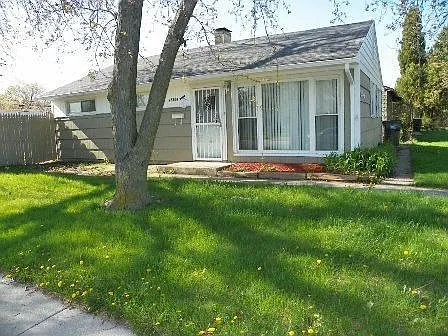 15344 Dante Ave photo 1
