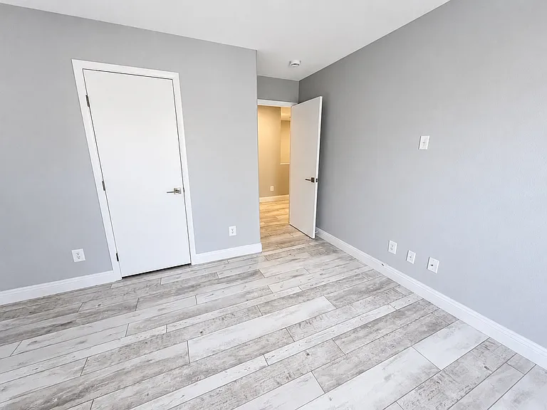 7224 Forefather St — Photo 23