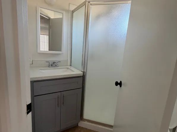 1447 E Windsor Rd APT 6, Glendale, CA 91205