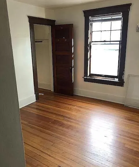 410 S 1st St — Photo 12