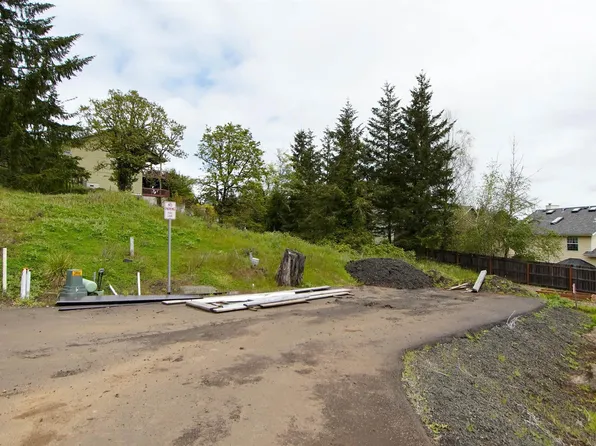 803 Quail Glenn Dr Lot 10, Philomath, OR 97370