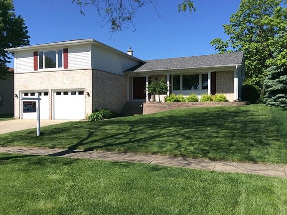 2nd image of 1270 W Sturbridge Dr