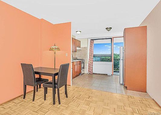3rd image of 4705 Henry Hudson Pkwy Unit 4A