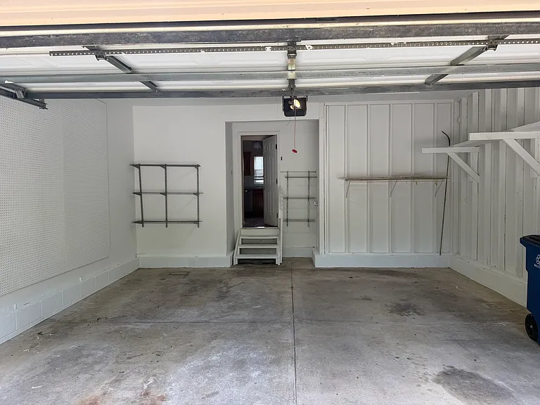 5591 Barney Dr — Photo 20