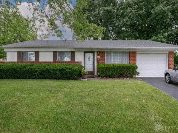 1307 Cobblestone St, Dayton, OH 45432