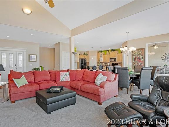 4th image of 13 Pebble Beach Dr
