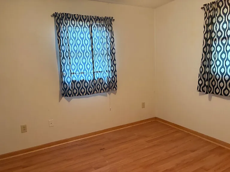 104 Lenwood Ct — Photo 12