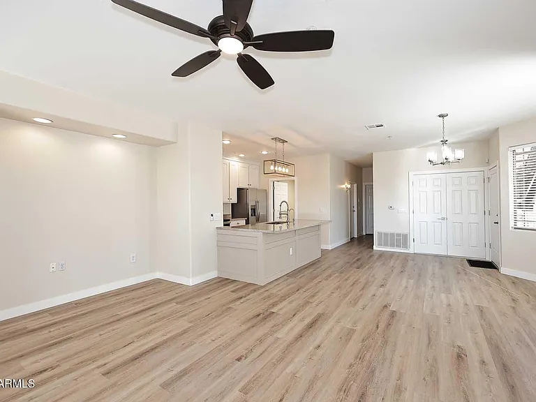11500 E Cochise Dr #1019 — Photo 7