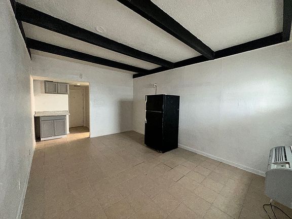 5th image of 605 N Gray St #241