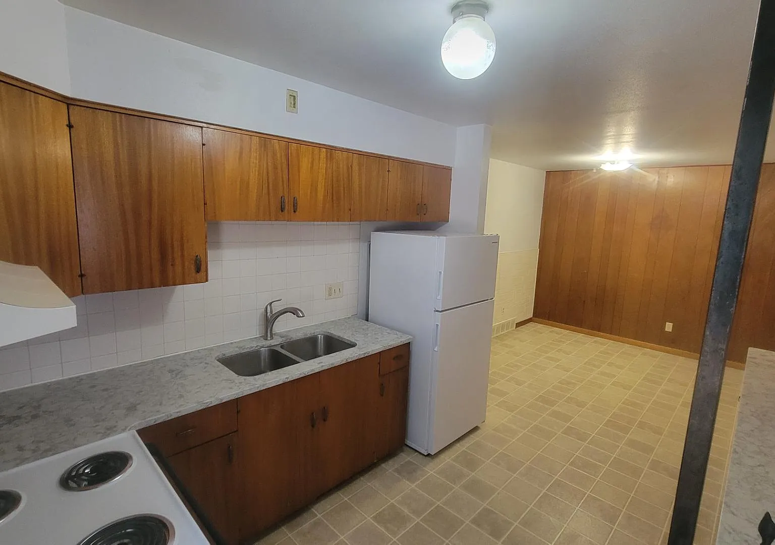 1011 Lincoln Street - 6 — Photo 1