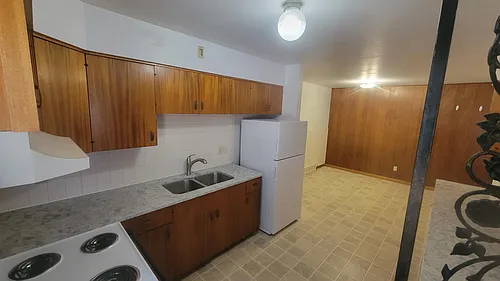 1011 Lincoln St Photo 1