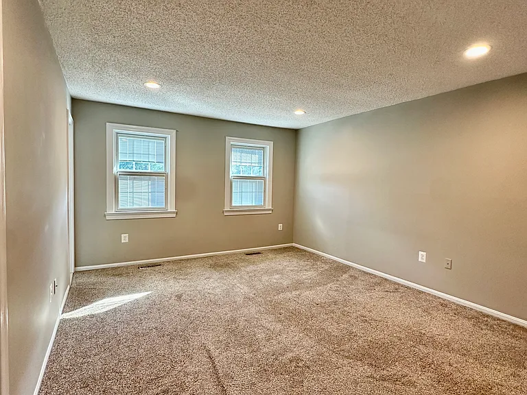 3070 Tecumseh Ct — Photo 13
