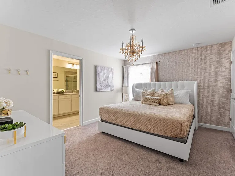 Romeo Cir — Photo 24