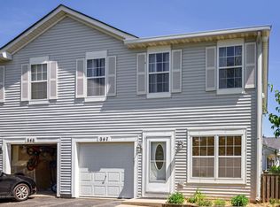 347 Richmond Dr, Romeoville, IL 60446