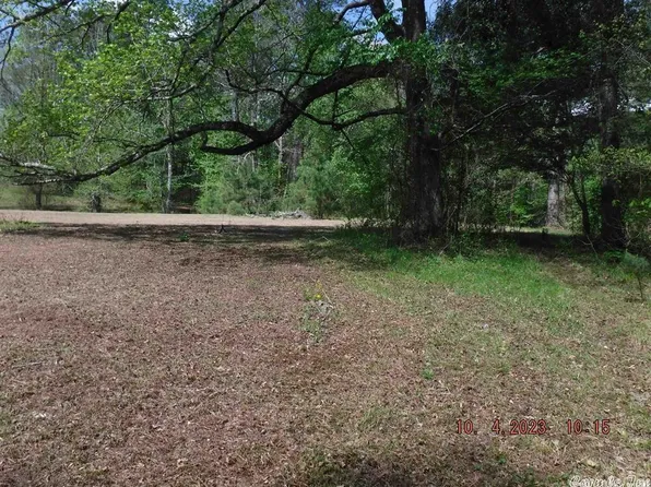 3226 Dyer St, Malvern, AR 72104