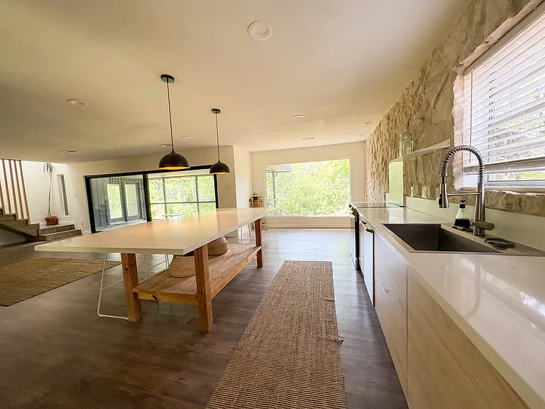 211 Mill Creek Dr — Photo 6