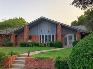 7917 NW Folkstone Way, Lawton, OK 73505