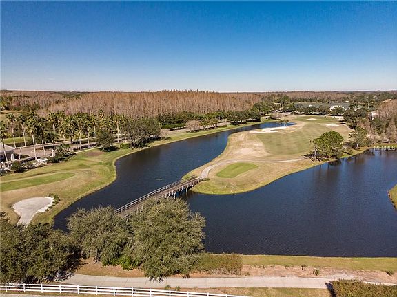 3rd image of 18136 Sandy Pointe Dr