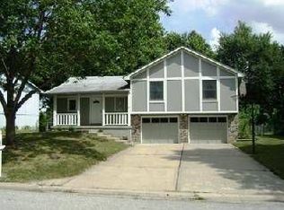 316 Monroe Ave, Belton, MO 64012