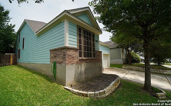 2nd image of 8651 Sarasota Woods
