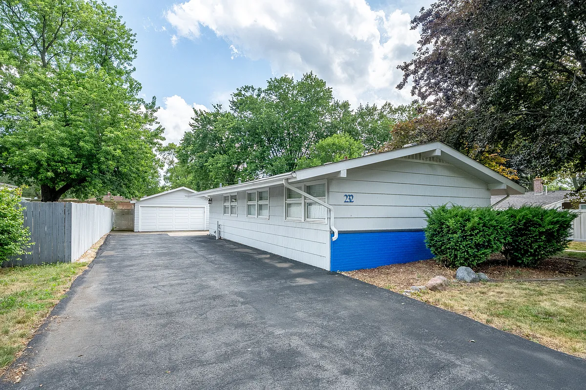 Building Photo - 232 Terrace Dr