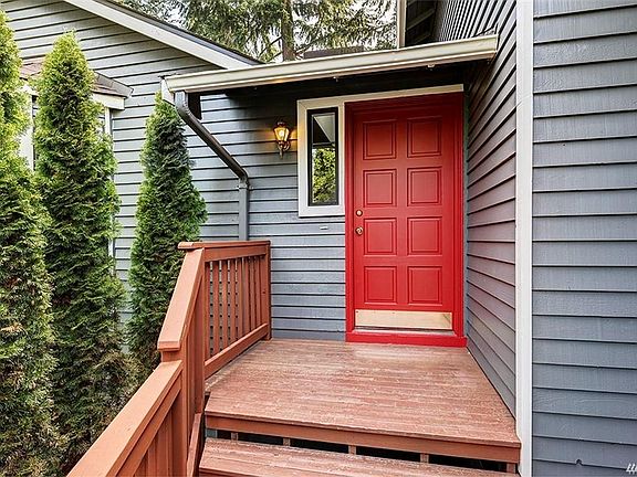 3rd image of 17927 NE 101st Ct