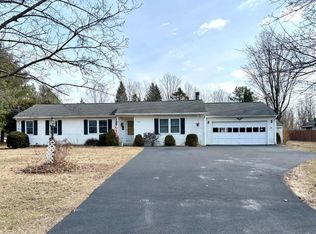 270 Maple Ln, Valatie, NY 12184