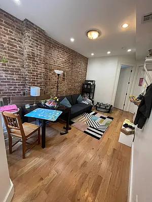 Rented by Delmark Realty LLC | media 45