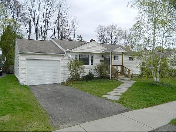 1st image of 3543 Columbia Dr